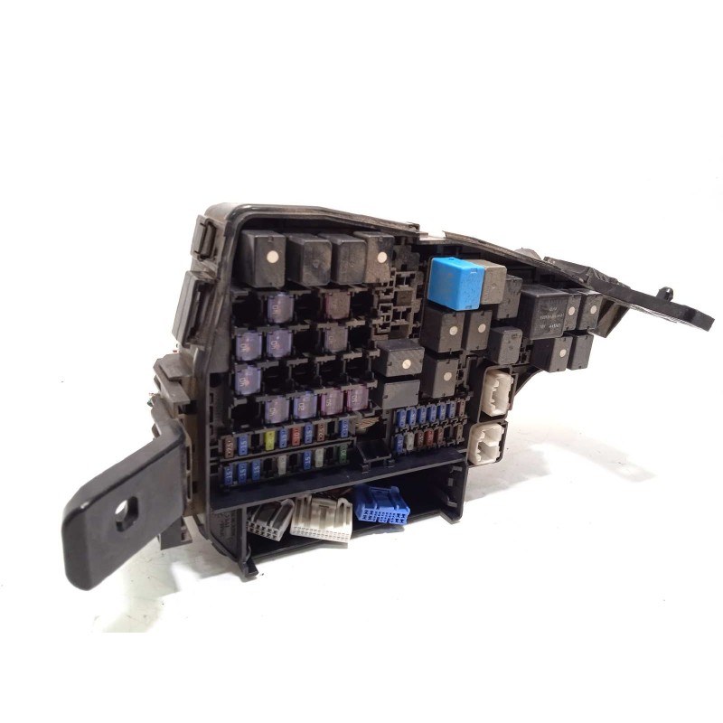 Recambio de caja reles / fusibles para mazda cx-5 2.2 turbodiesel cat referencia OEM IAM KD4566760A  KD4766767