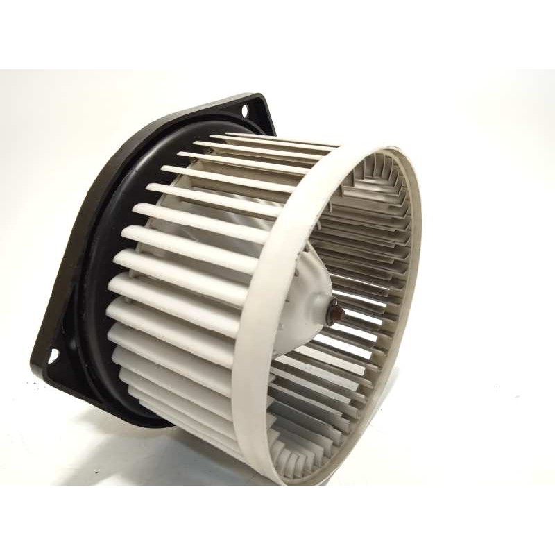 Recambio de motor calefaccion para ssangyong korando 2.0 td cat referencia OEM IAM F00S3B2401  6811734000