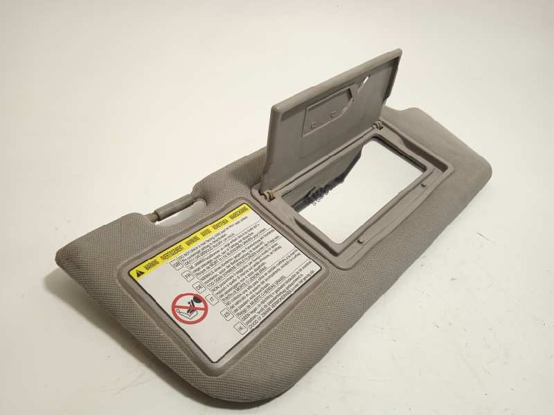 Recambio de parasol derecho para ssangyong korando 2.0 td cat referencia OEM IAM 7612034111ACE  