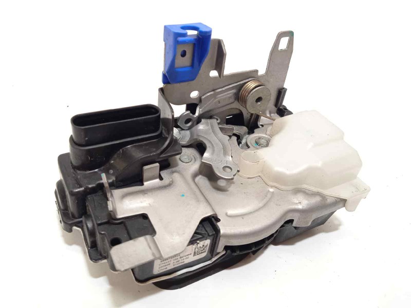 Recambio de cerradura puerta delantera derecha para lynk&co lynk & co 01 1.5 phev referencia OEM IAM 8888128526  