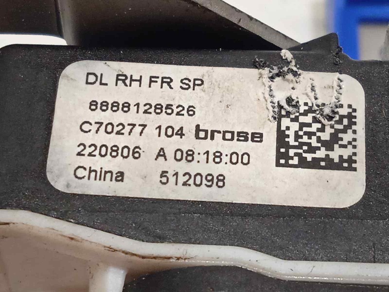 Recambio de cerradura puerta delantera derecha para lynk&co lynk & co 01 1.5 phev referencia OEM IAM 8888128526  