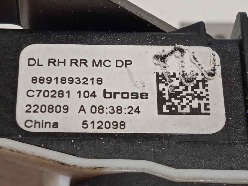 Recambio de cerradura puerta trasera derecha para lynk&co lynk & co 01 1.5 phev referencia OEM IAM 8891893218  