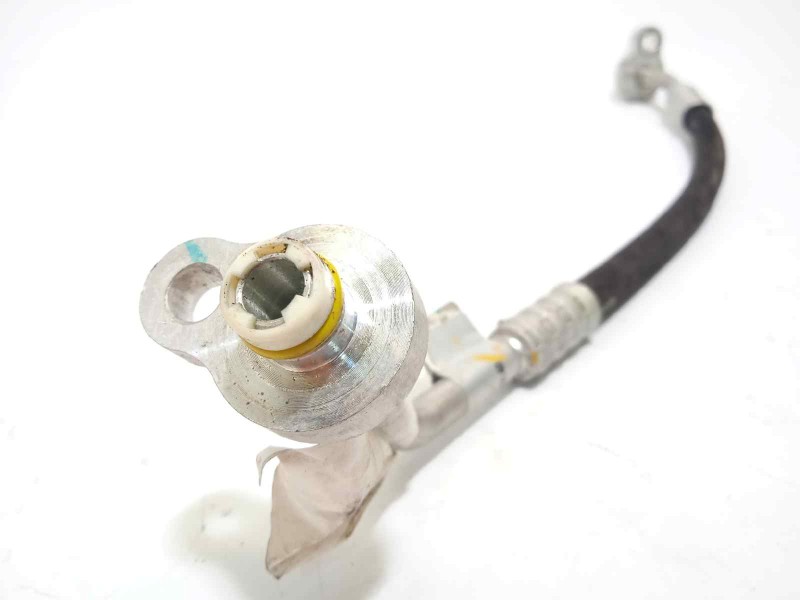 Recambio de tubos aire acondicionado para lynk&co lynk & co 01 1.5 phev referencia OEM IAM 8888767663  