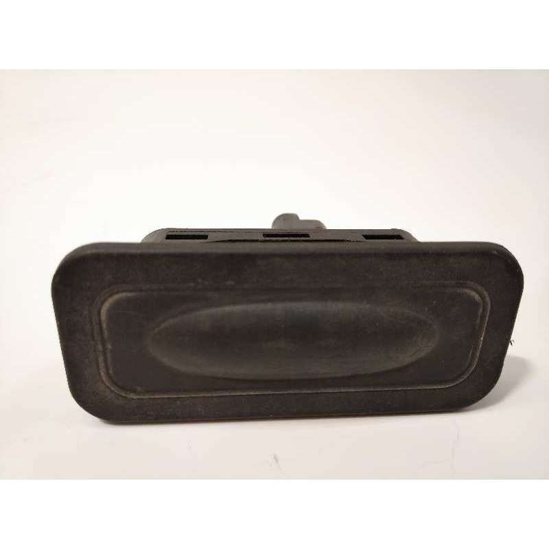 Recambio de maneta exterior porton para renault captur 0.9 energy referencia OEM IAM 8200076258  