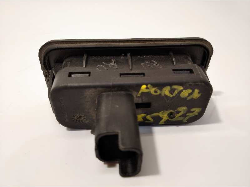 Recambio de maneta exterior porton para renault captur 0.9 energy referencia OEM IAM 8200076258  