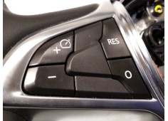 Recambio de volante para dacia duster ii referencia OEM IAM 484007487R  2018886Z67 2