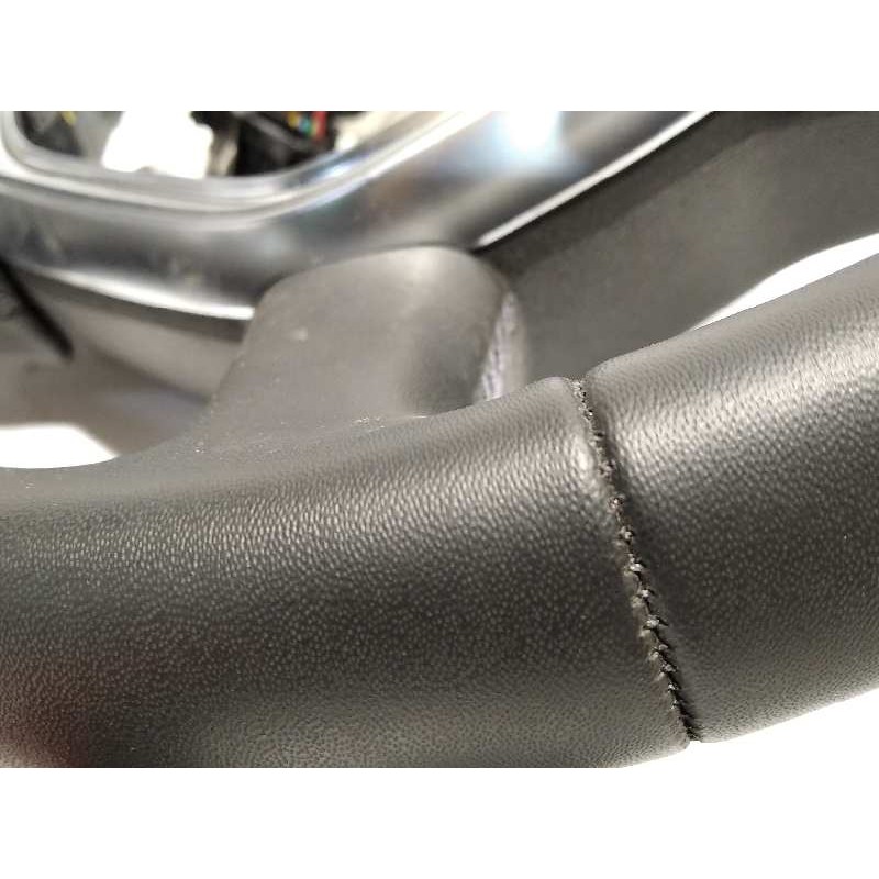 Recambio de volante para dacia duster ii referencia OEM IAM 484007487R  2018886Z67