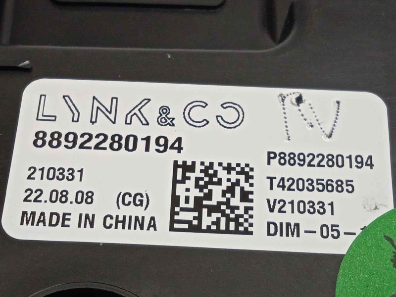Recambio de cuadro instrumentos para lynk&co lynk & co 01 1.5 phev referencia OEM IAM 8892280194  P8892280194