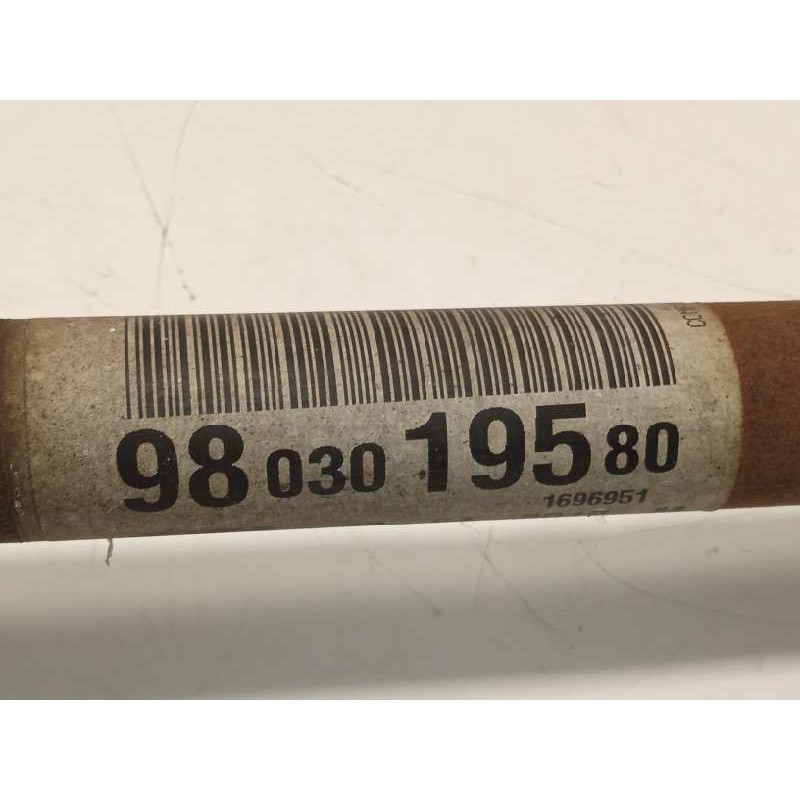 Recambio de transmision delantera izquierda para peugeot 208 allure referencia OEM IAM 9803019580  