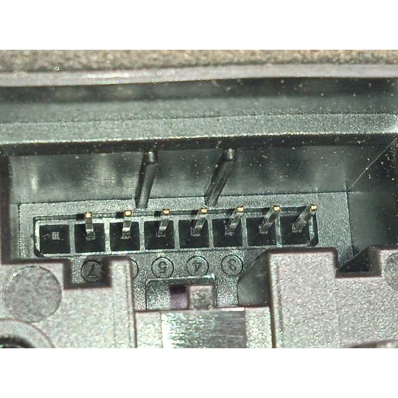 Recambio de cerradura puerta delantera derecha para skoda octavia lim. (nx3) 2.0 tdi referencia OEM IAM 5TB837016C  