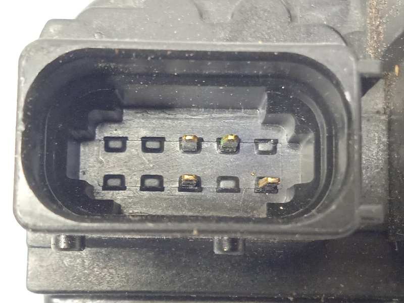 Recambio de cerradura puerta delantera derecha para chevrolet cruze 2.0 diesel cat referencia OEM IAM 13503802  13579523