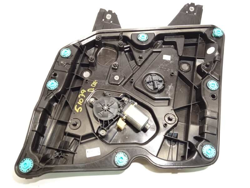 Recambio de elevalunas delantero derecho para skoda octavia lim. (nx3) 2.0 tdi referencia OEM IAM 5E3837656  5Q0959802C