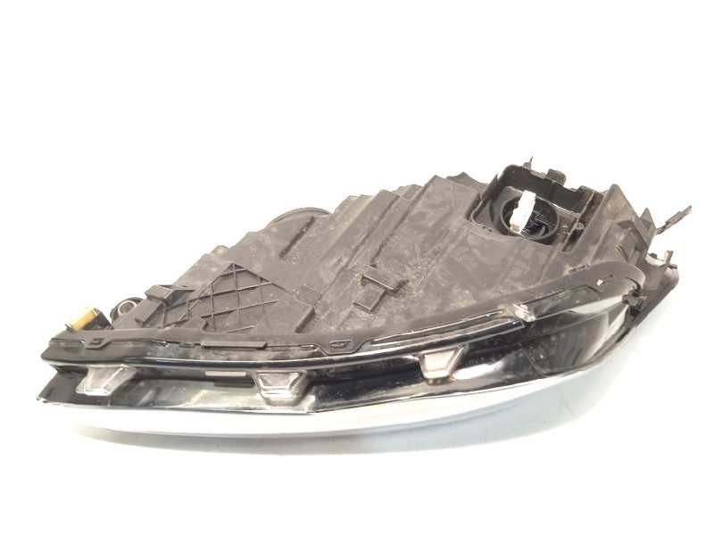 Recambio de faro derecho para volkswagen golf viii lim. (cd1) style referencia OEM IAM 5H1941006  