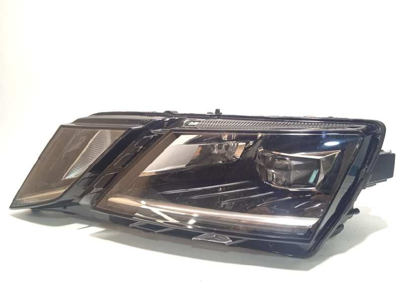 Recambio de faro izquierdo para skoda octavia lim. (5e3) rs referencia OEM IAM 5E2941017F  145100023906