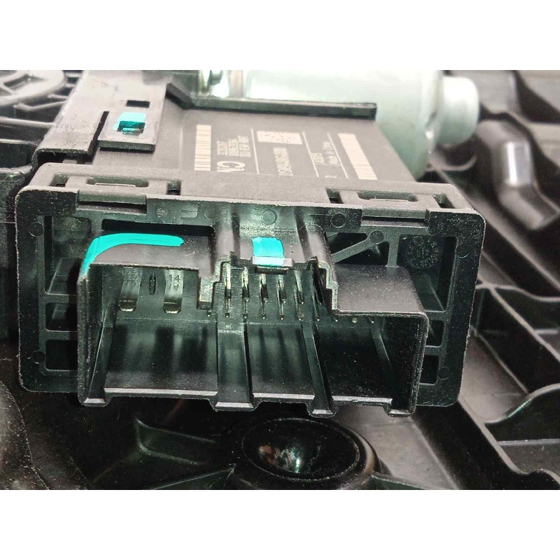 Recambio de elevalunas trasero derecho para lynk&co lynk & co 01 1.5 phev referencia OEM IAM 8891895914  