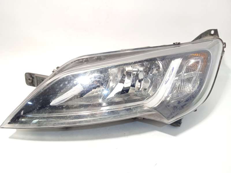 FARO IZQUIERDO 1394428080 1682748780 1631998680