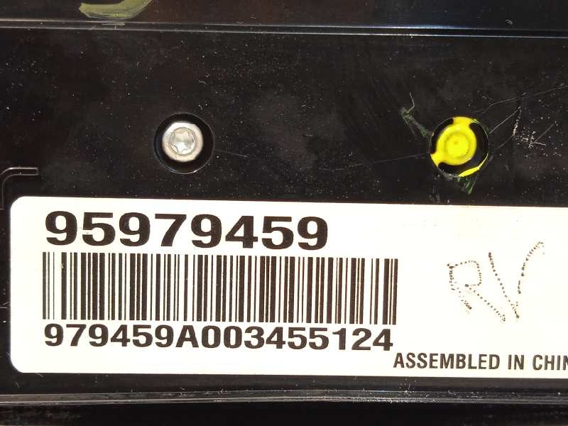 Recambio de sistema audio / radio cd para chevrolet cruze 2.0 diesel cat referencia OEM IAM 95979459  