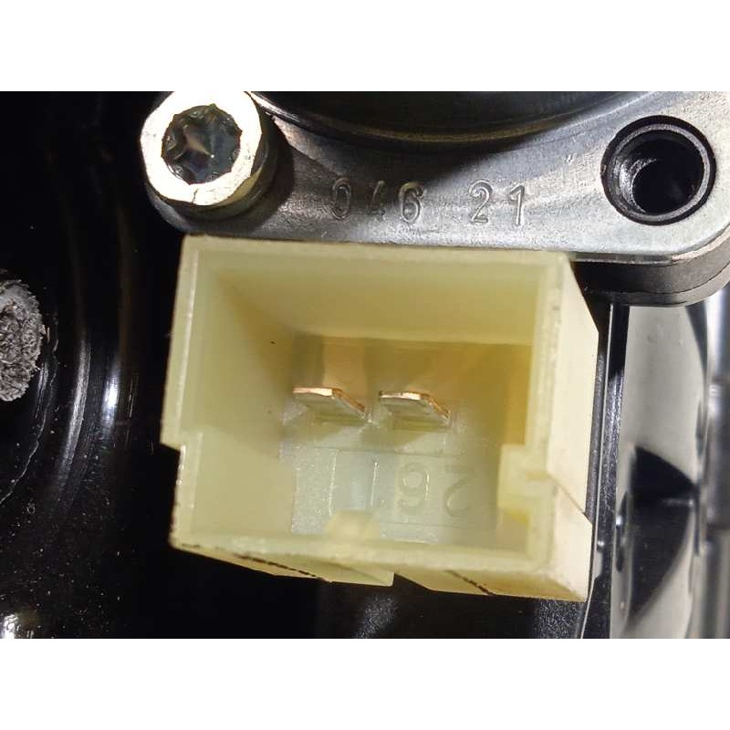 Recambio de elevalunas trasero izquierdo para skoda octavia lim. (nx3) 2.0 tdi referencia OEM IAM 5E3839655  5Q0959801