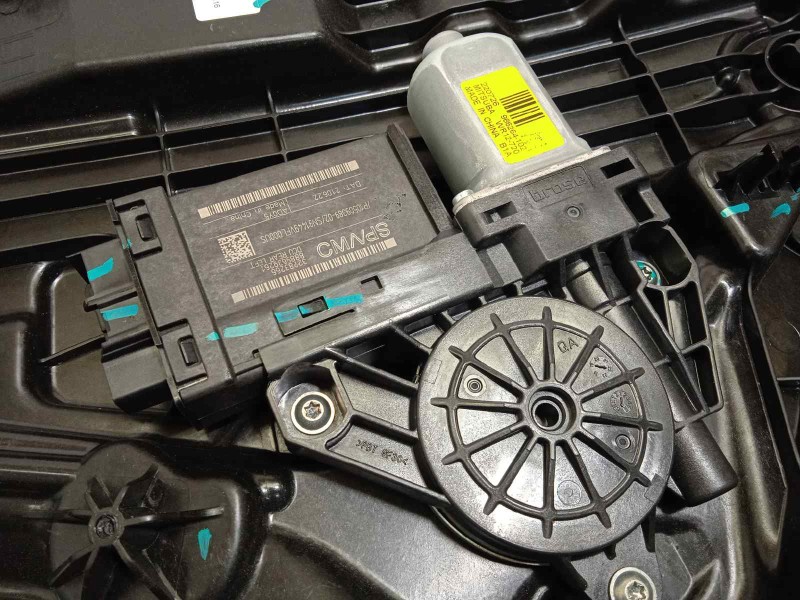 Recambio de elevalunas trasero izquierdo para lynk&co lynk & co 01 1.5 phev referencia OEM IAM 8891895906  