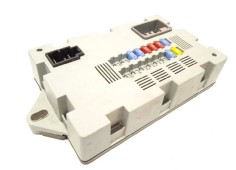 Recambio de caja reles / fusibles para jaguar xe 2.0 diesel cat referencia OEM IAM CPLA14Q073AA  LR041091