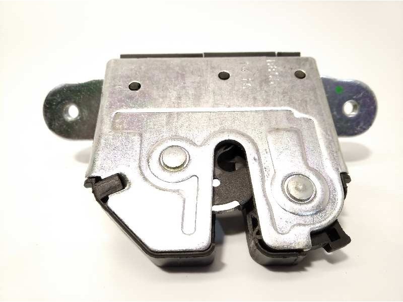 Recambio de cerradura maletero / porton para opel corsa e selective referencia OEM IAM 39021416  