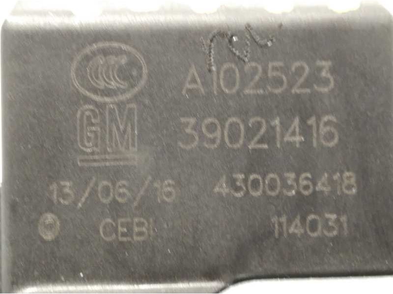 Recambio de cerradura maletero / porton para opel corsa e selective referencia OEM IAM 39021416  