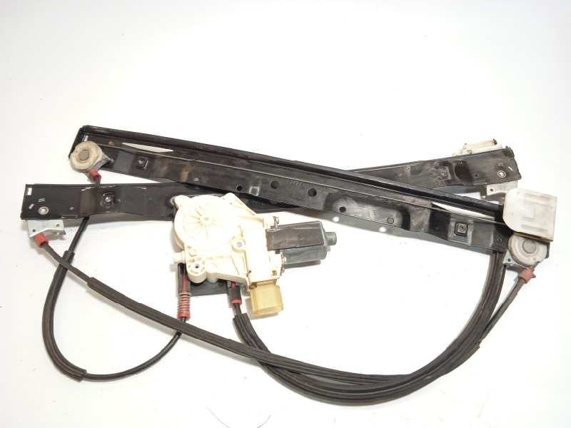 ELEVALUNAS DELANTERO IZQUIERDO 1881248 6M21U23209AA 