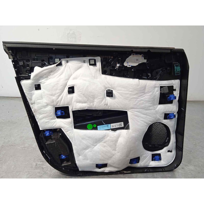Recambio de guarnecido puerta delantera derecha para lynk&co lynk & co 01 1.5 phev referencia OEM IAM 8891959399  