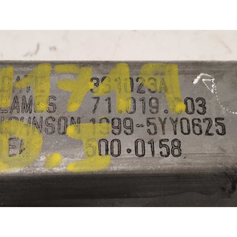 Recambio de elevalunas delantero izquierdo para opel corsa e selective referencia OEM IAM 13447038  