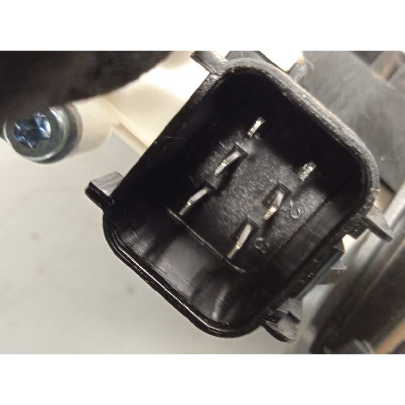 Recambio de elevalunas delantero derecho para jaguar xe 2.0 diesel cat referencia OEM IAM GX7323200AE  