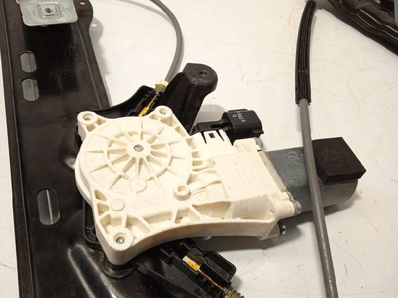 Recambio de elevalunas delantero izquierdo para jaguar xe 2.0 diesel cat referencia OEM IAM GX7323201AE  