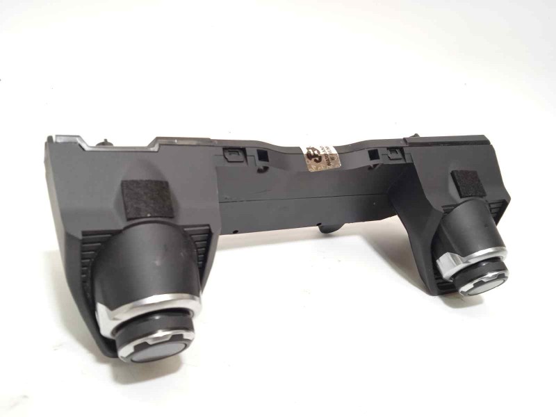 Recambio de mando climatizador para lynk&co lynk & co 01 1.5 phev referencia OEM IAM 8893304828  