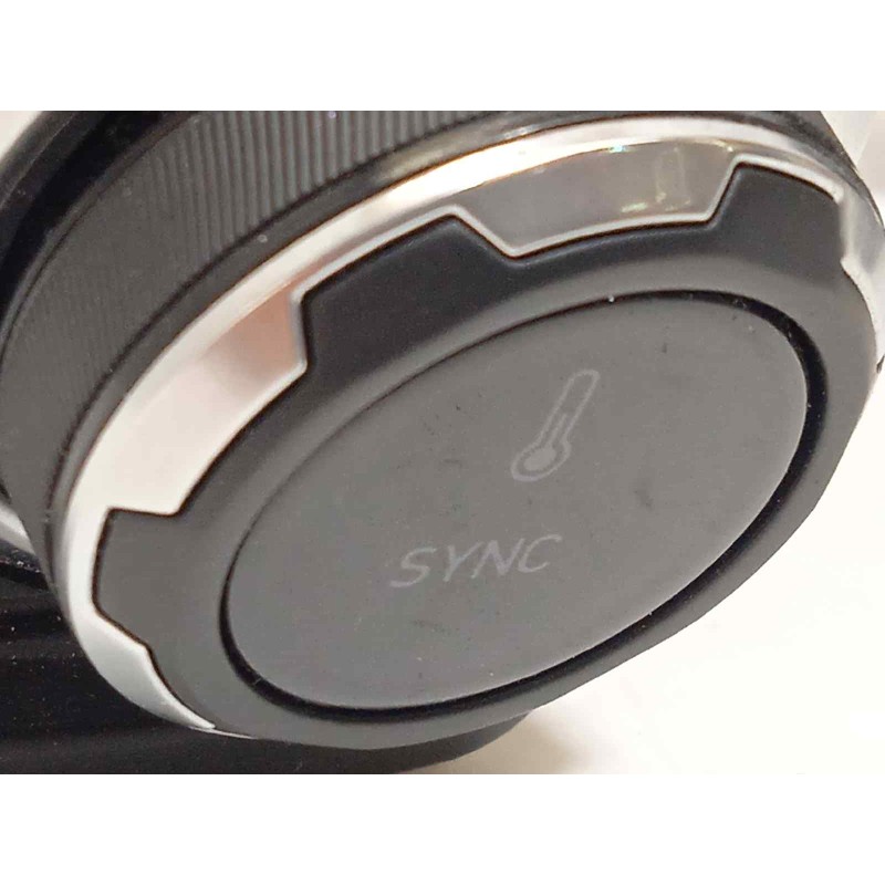 Recambio de mando climatizador para lynk&co lynk & co 01 1.5 phev referencia OEM IAM 8893304828  