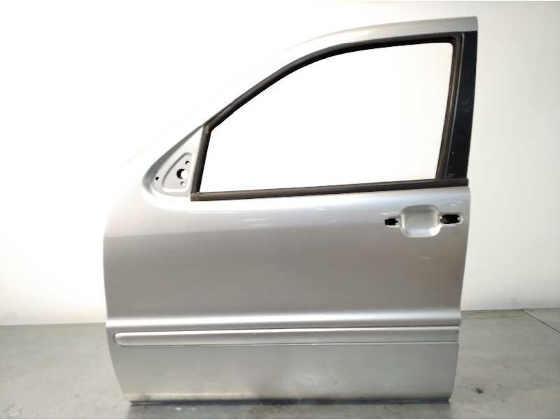 Recambio de puerta delantera izquierda para mercedes-benz clase m (w163) 430 (163.172) referencia OEM IAM A1637201505  163720150