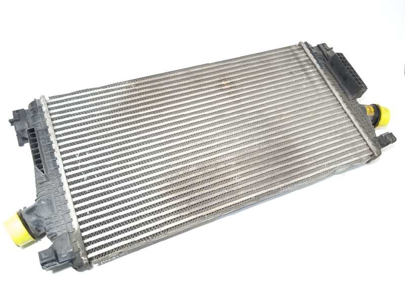 Recambio de intercooler para chevrolet cruze 2.0 diesel cat referencia OEM IAM 13267647  