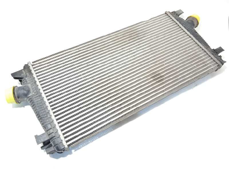 Recambio de intercooler para chevrolet cruze 2.0 diesel cat referencia OEM IAM 13267647  