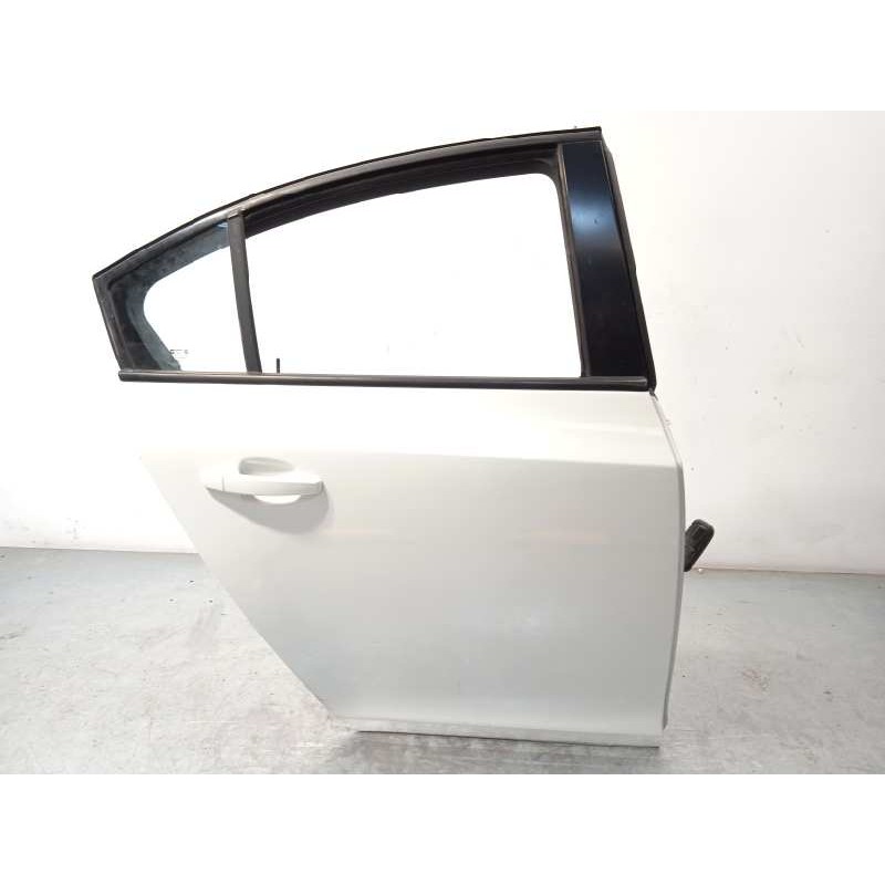 Recambio de puerta trasera derecha para chevrolet cruze 2.0 diesel cat referencia OEM IAM 95987764  