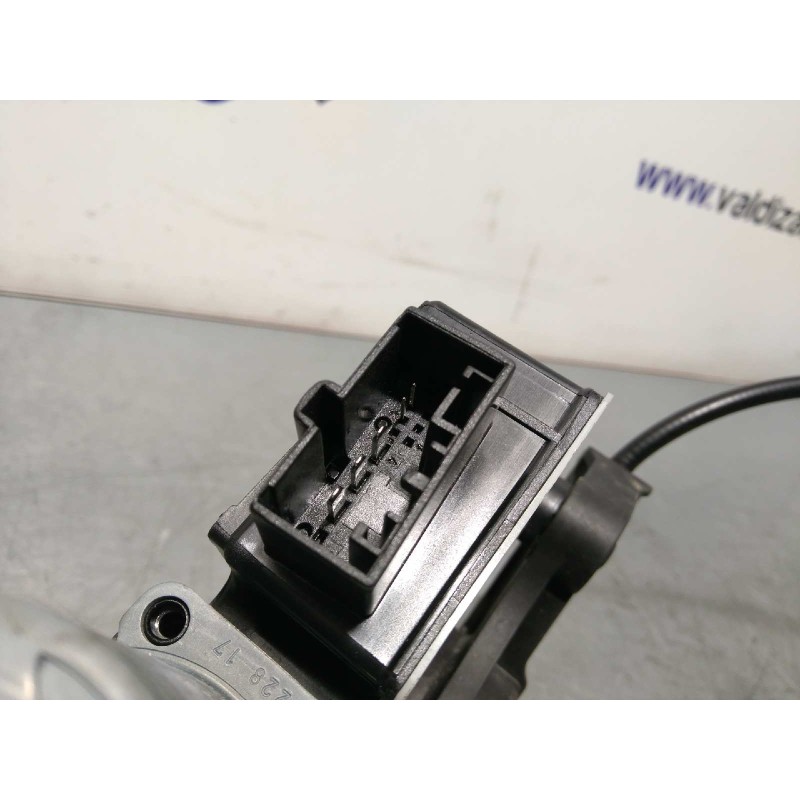 Recambio de elevalunas trasero izquierdo para volkswagen touran (5t1) advance bmt referencia OEM IAM 5TA839461B  5Q0959811E