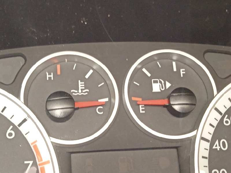 Recambio de cuadro instrumentos para chevrolet aveo 1.4 cat referencia OEM IAM 96859185  