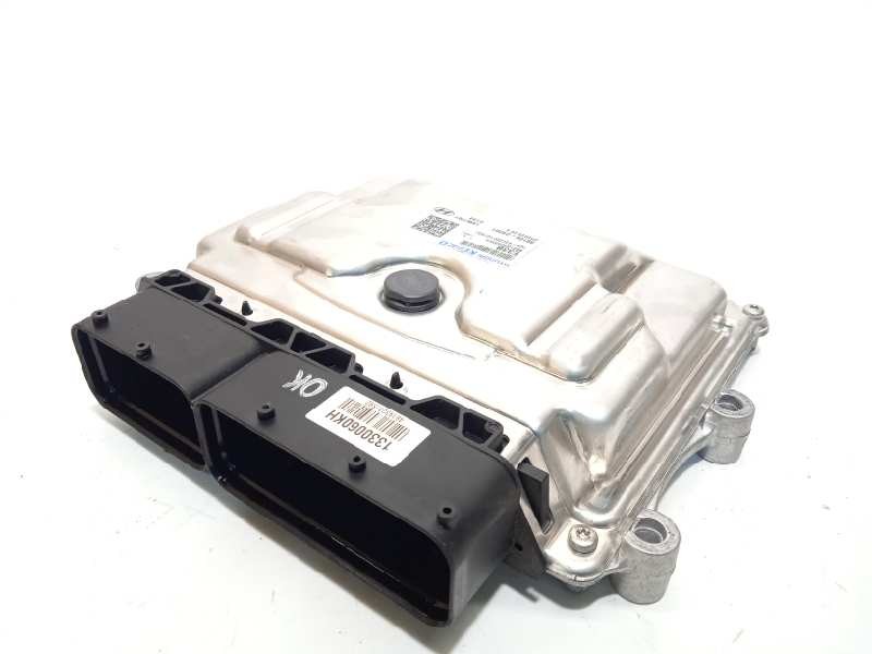 Recambio de centralita motor uce para hyundai kona 1.0 tgdi cat referencia OEM IAM 3910804001  