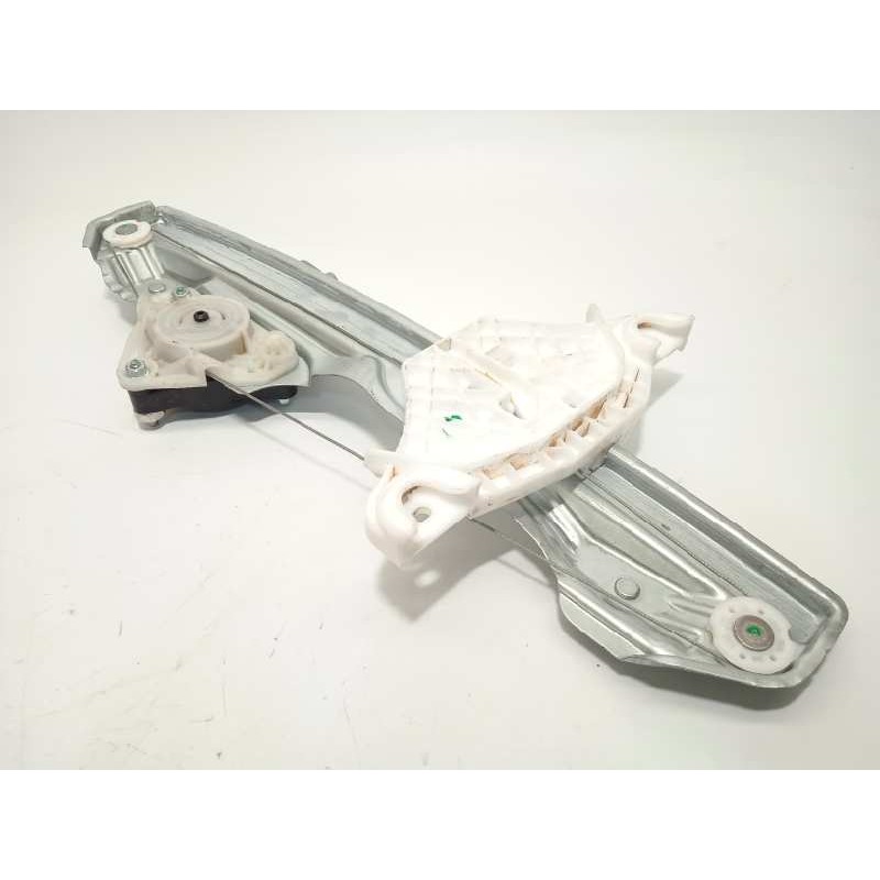 Recambio de elevalunas trasero derecho para hyundai kona 1.0 tgdi cat referencia OEM IAM 83402J9000  82450J9000