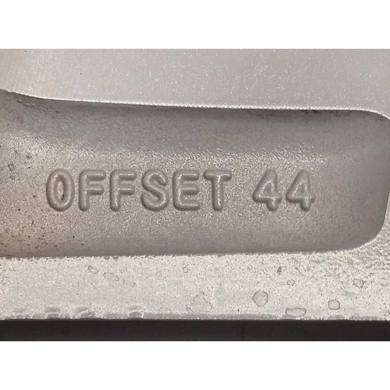 Recambio de llanta para hyundai kona 1.0 tgdi cat referencia OEM IAM 52910J9100  