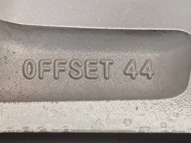 Recambio de llanta para hyundai kona 1.0 tgdi cat referencia OEM IAM 52910J9100  