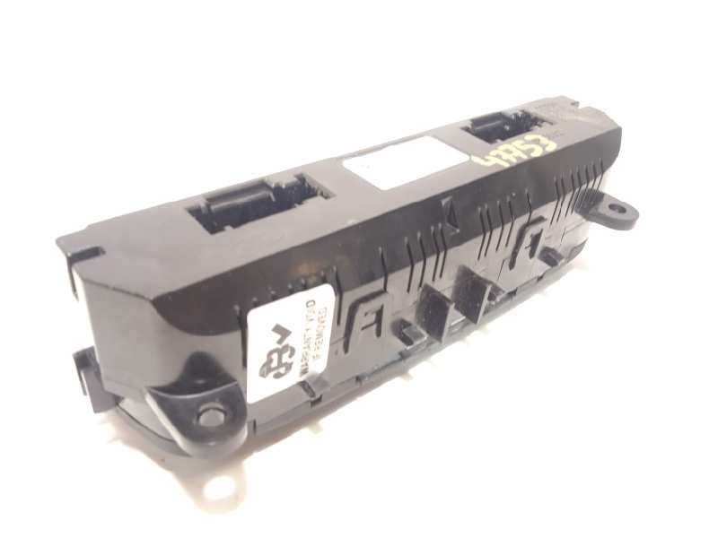 Recambio de mando climatizador para ford focus lim. business referencia OEM IAM F1ET18C612AJ  2373035