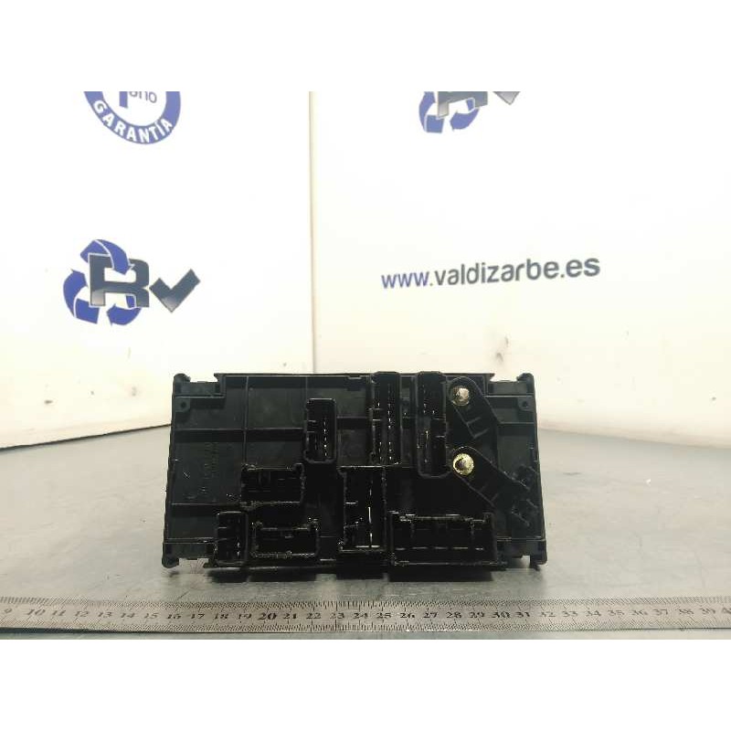 Recambio de caja reles / fusibles para subaru forester s12 2.0 diesel cat referencia OEM IAM 82241SG040  