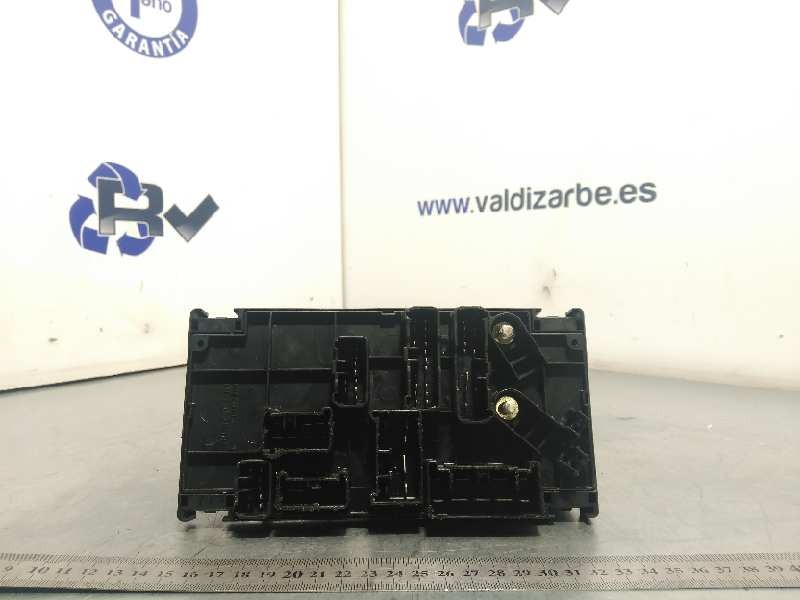 Recambio de caja reles / fusibles para subaru forester s12 2.0 diesel cat referencia OEM IAM 82241SG040  