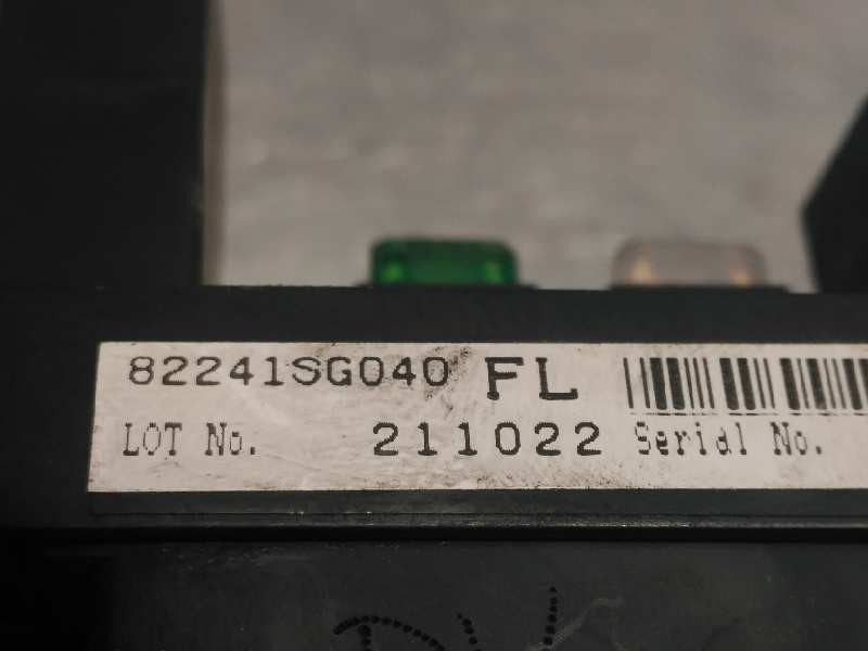 Recambio de caja reles / fusibles para subaru forester s12 2.0 diesel cat referencia OEM IAM 82241SG040  