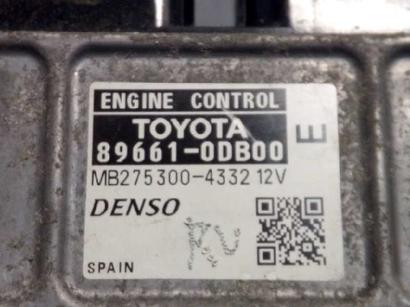 Recambio de centralita motor uce para toyota yaris ts referencia OEM IAM 896610DB00  MB275300
