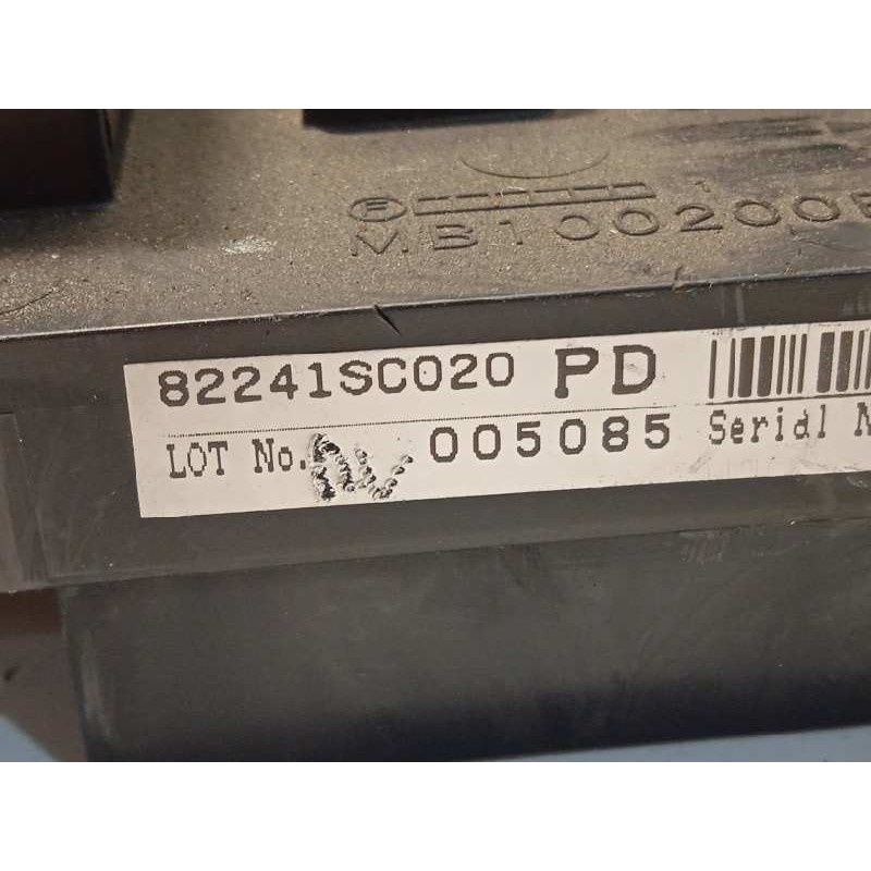 Recambio de caja reles / fusibles para subaru forester s12 2.0 diesel cat referencia OEM IAM 82241SC020  