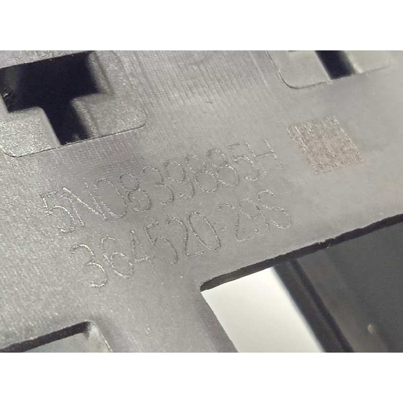 Recambio de maneta exterior delantera derecha para volkswagen t-roc advance referencia OEM IAM 5N0839885H  